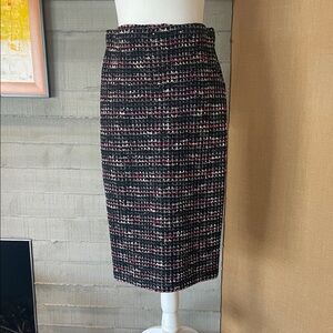 St John knit Pencil Skirt with Pink Accent